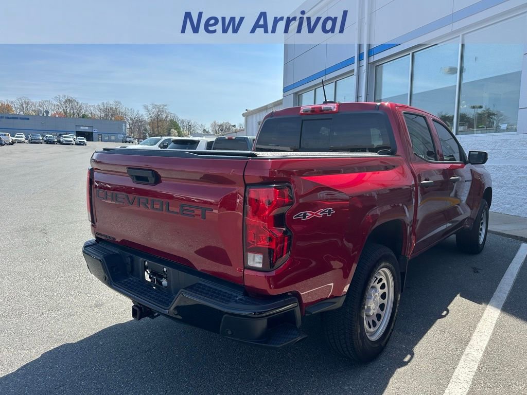 Used 2025 Chevrolet Colorado W/T w/ Advanced Trailering Package image 3