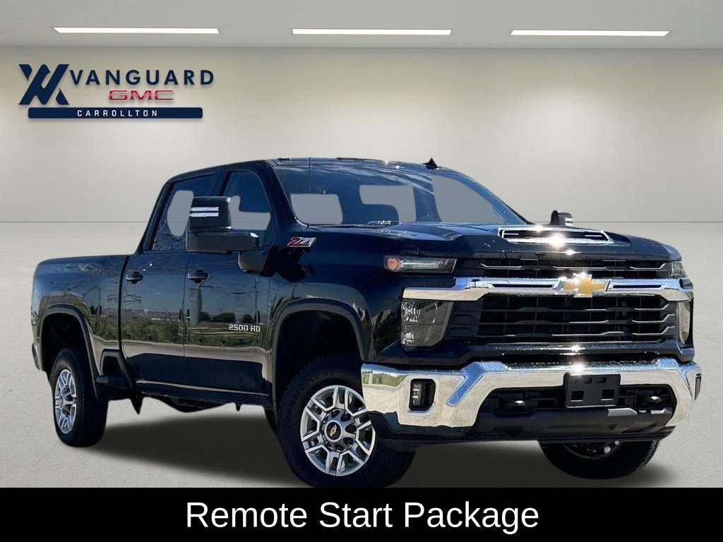 Used 2025 Chevrolet Silverado 2500 LT w/ Convenience Package AWD/4WD image 2