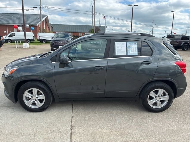 Used 2020 Chevrolet Trax LT FWD image 4