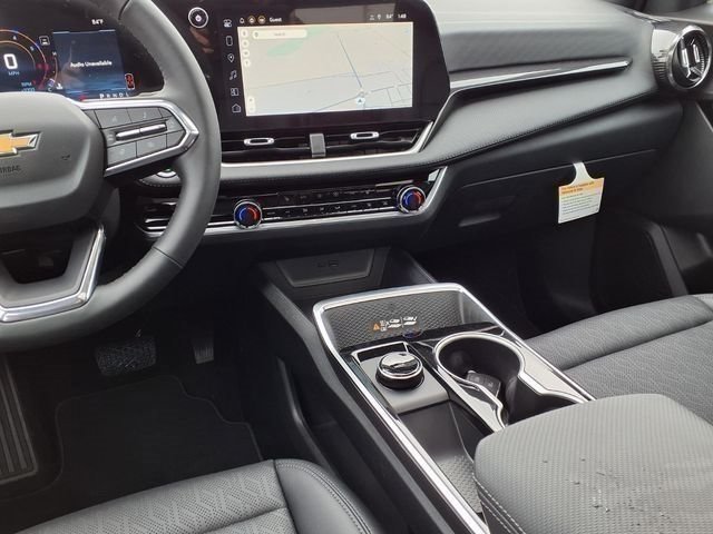 New 2026 Chevrolet Equinox LT w/ Convenience Package II FWD image 5