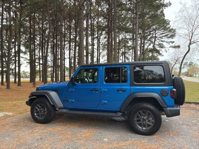 Used 2024 Jeep Wrangler Sport S image 6