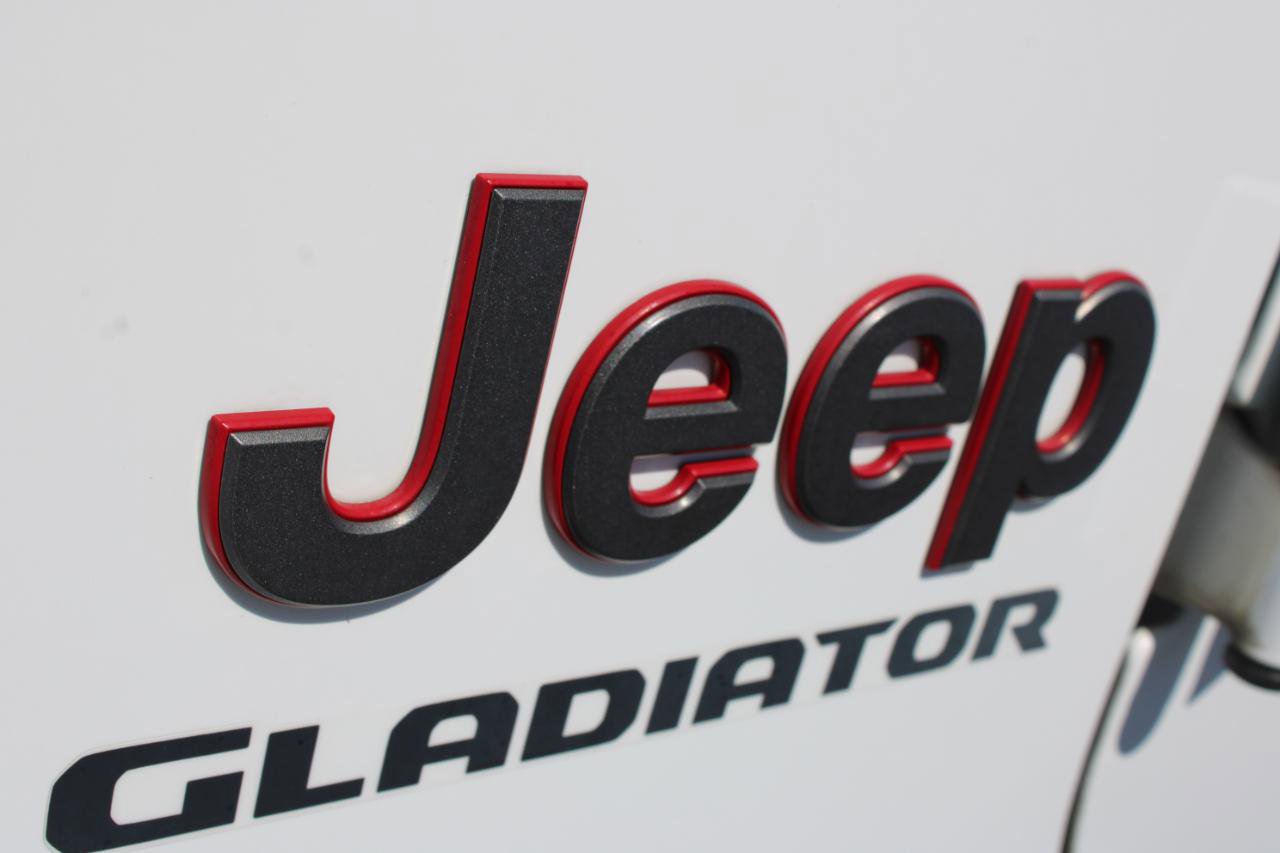 Used 2020 Jeep Gladiator Rubicon image 7