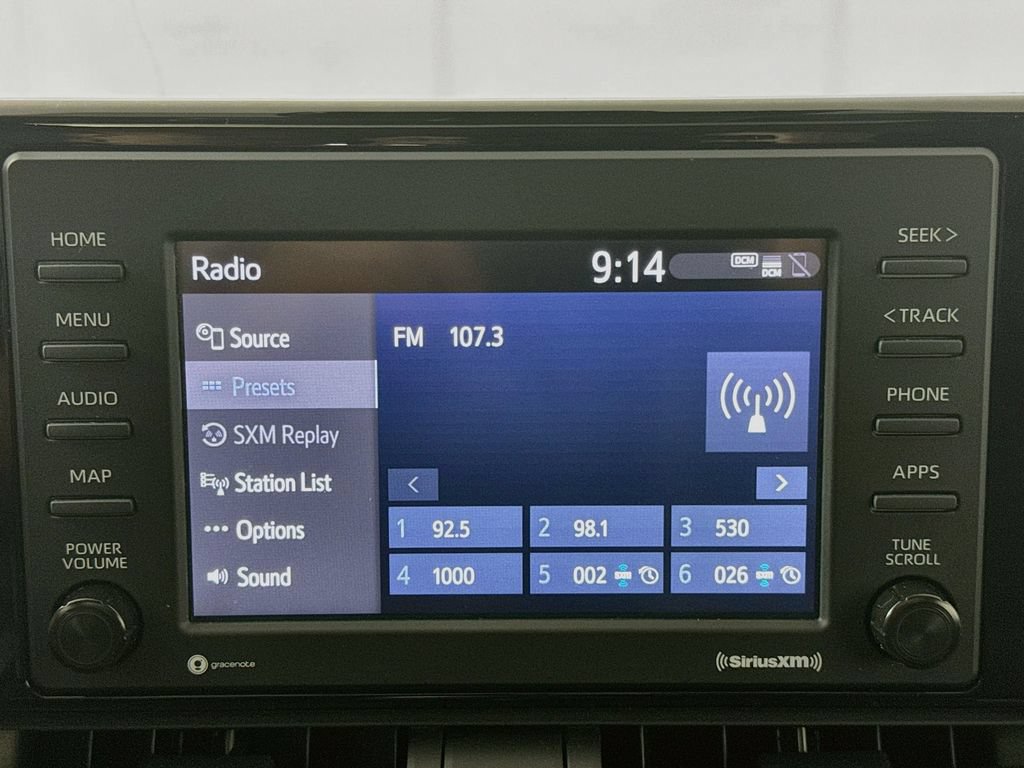 Used 2021 Toyota RAV4 XLE w/ Convenience Package AWD/4WD image 16
