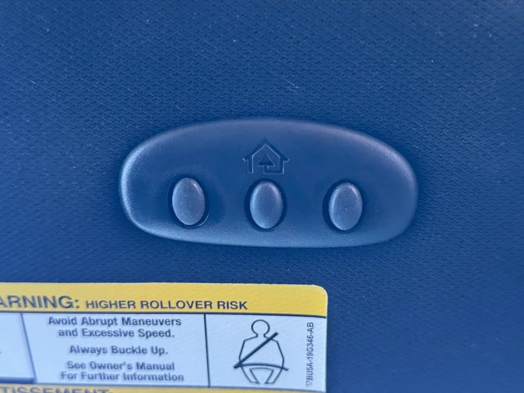 Used 2017 Ford Explorer Limited image 22