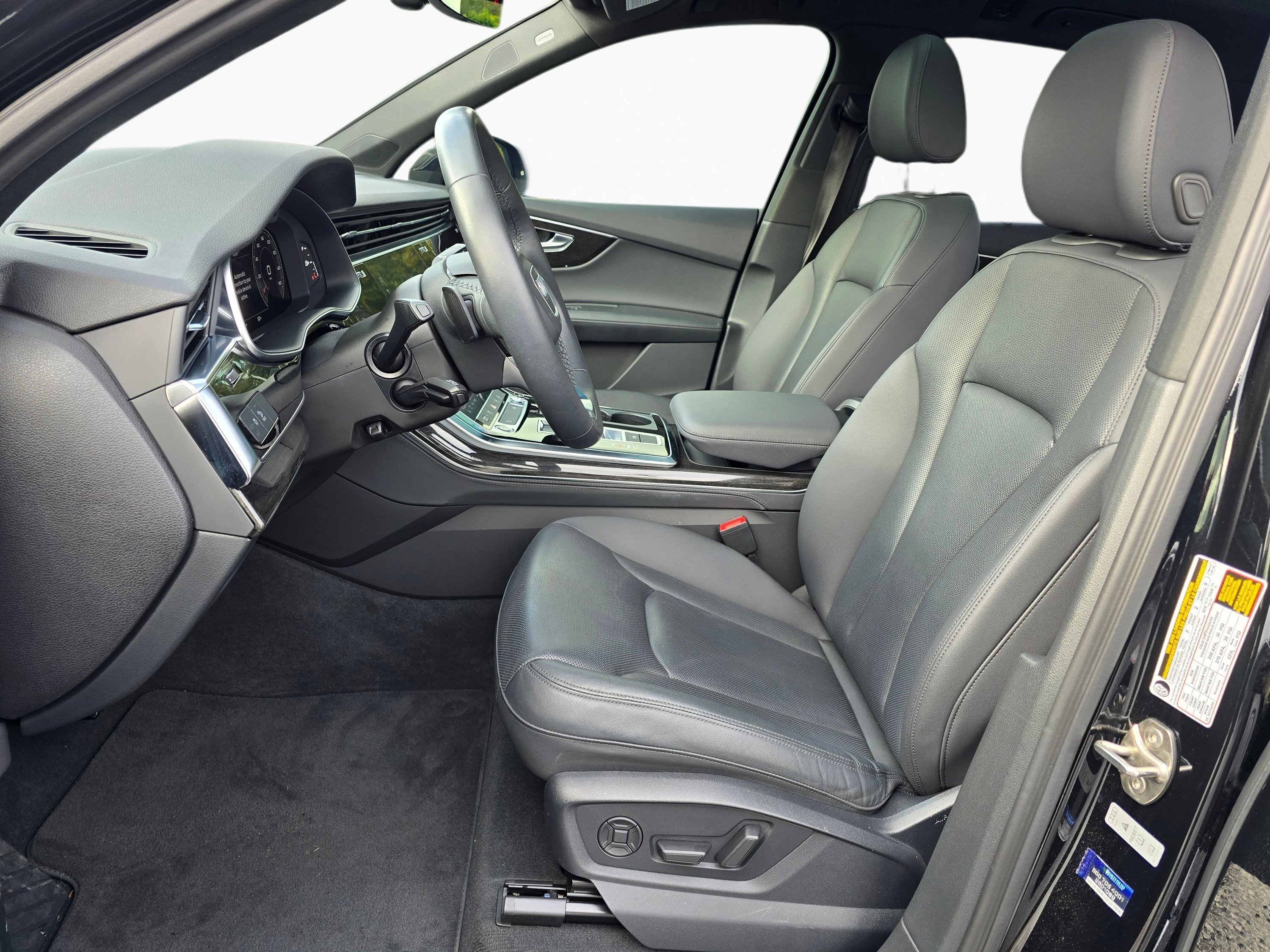 Used 2022 Audi Q7 3.0T Premium Plus AWD/4WD image 12