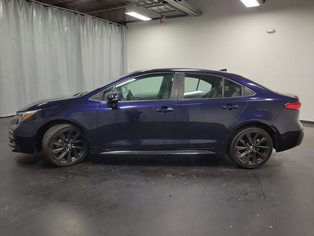 Used 2023 Toyota Corolla SE image 5
