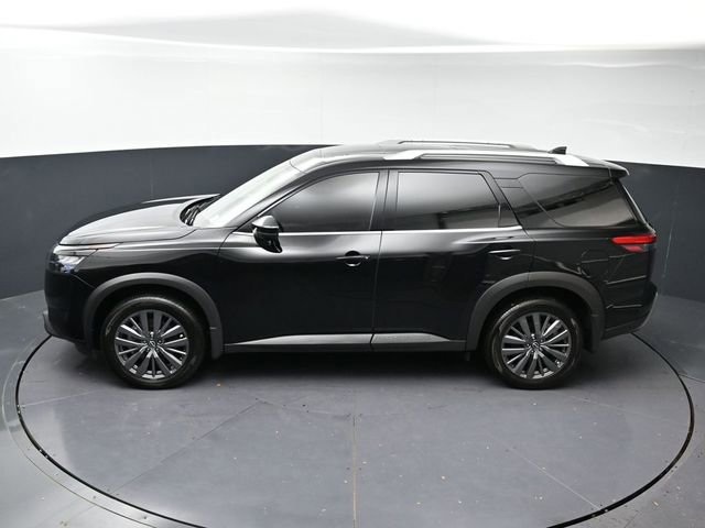 Used 2025 Nissan Pathfinder SL w/ SL Premium Package image 33