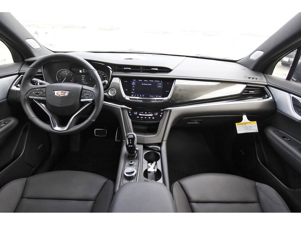 New 2025 Cadillac XT6 Sport w/ LPO, Onyx Lite Package image 9