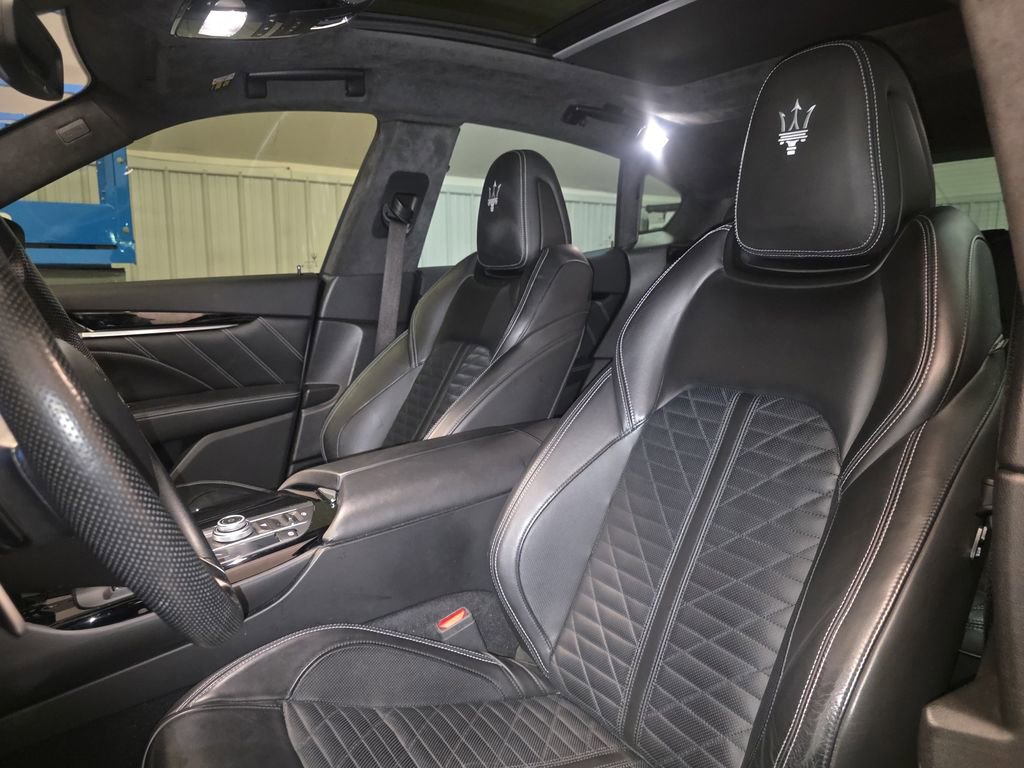 Used 2019 Maserati Levante GTS AWD/4WD image 37