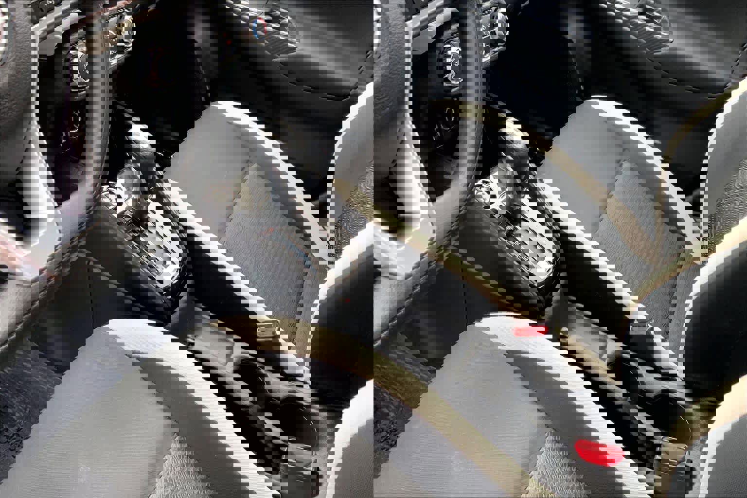 Used 2021 Nissan Versa SV image 15