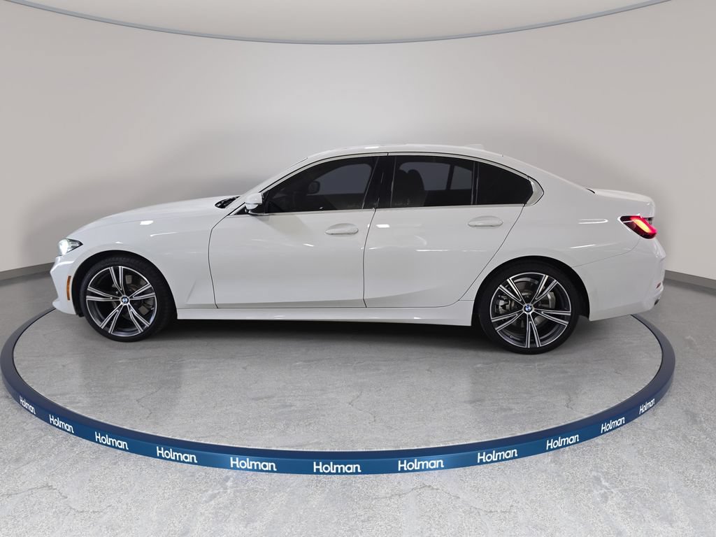 Used 2024 BMW 330i Sedan w/ Convenience Package RWD image 11