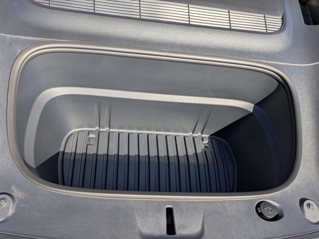 Used 2026 Tesla Model Y Premium image 26