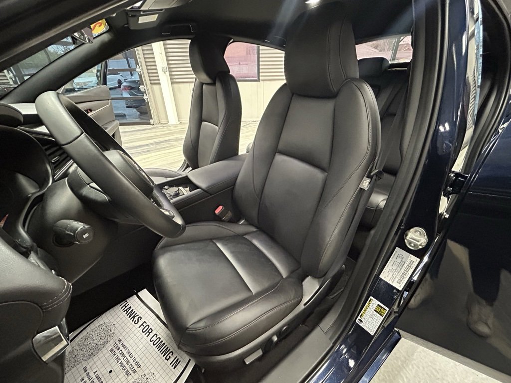 Used 2019 MAZDA MAZDA3 AWD Hatchback w/ Preferred Pkg image 8