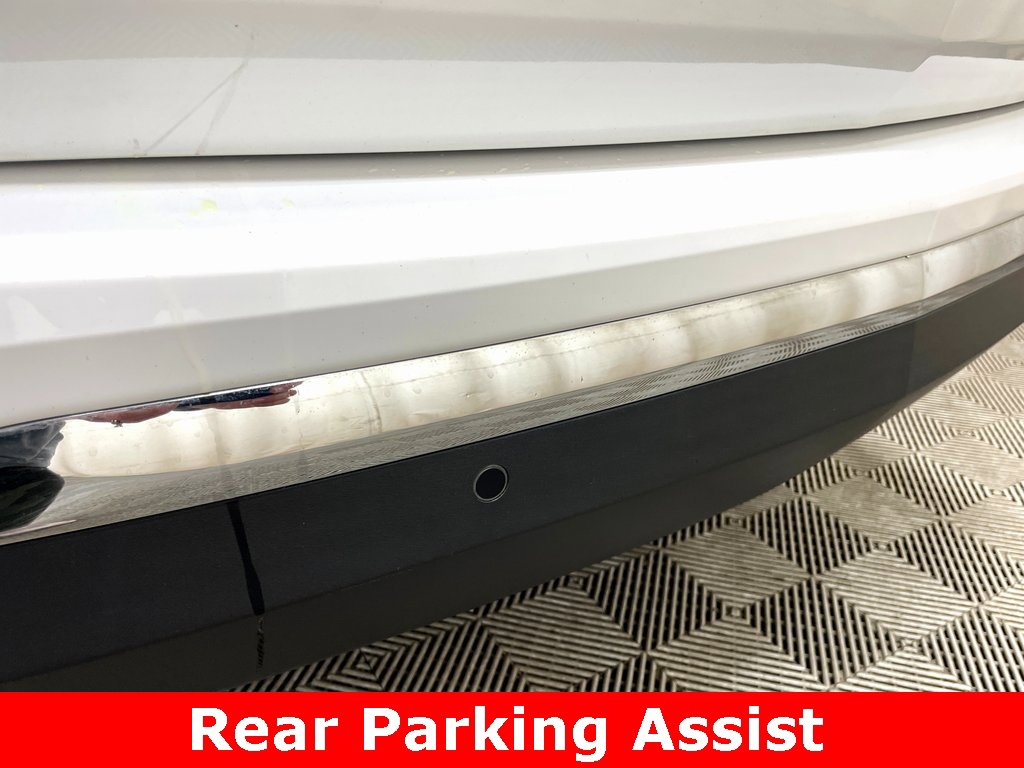 Certified 2020 Chevrolet Equinox LT image 11