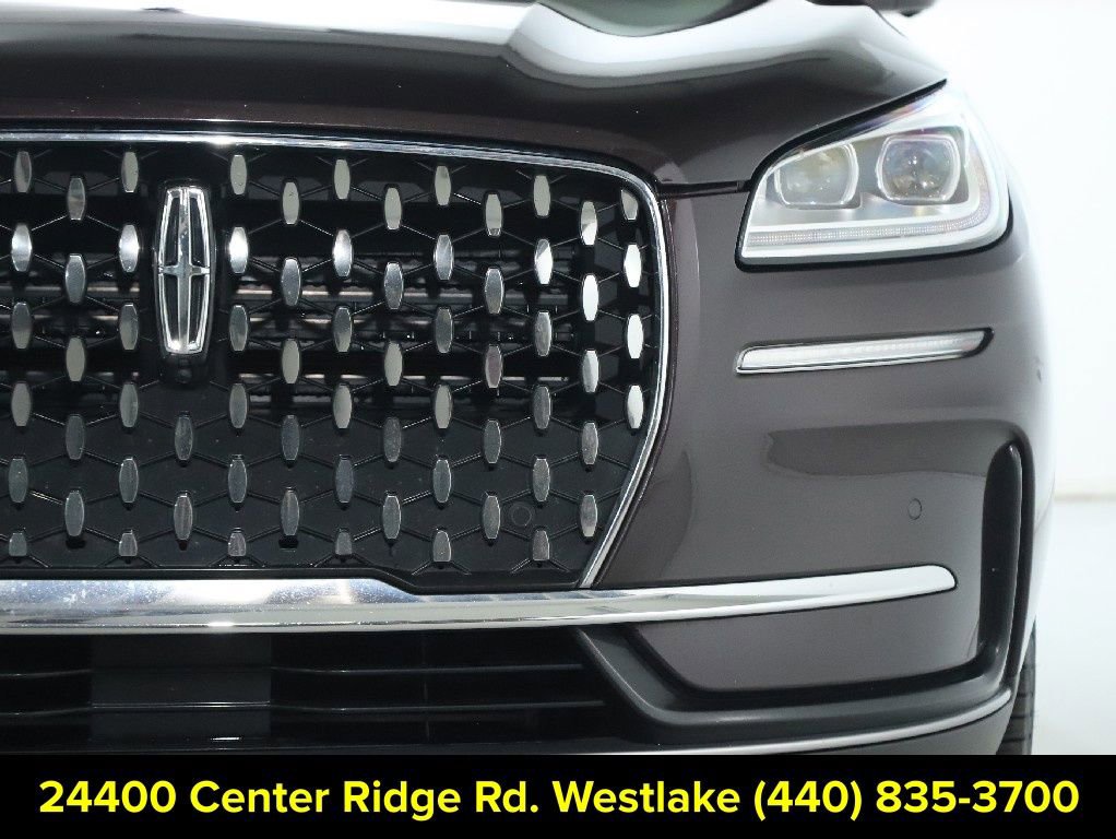 Certified 2023 Lincoln Corsair Reserve w/ Equipment Group 201A image 8