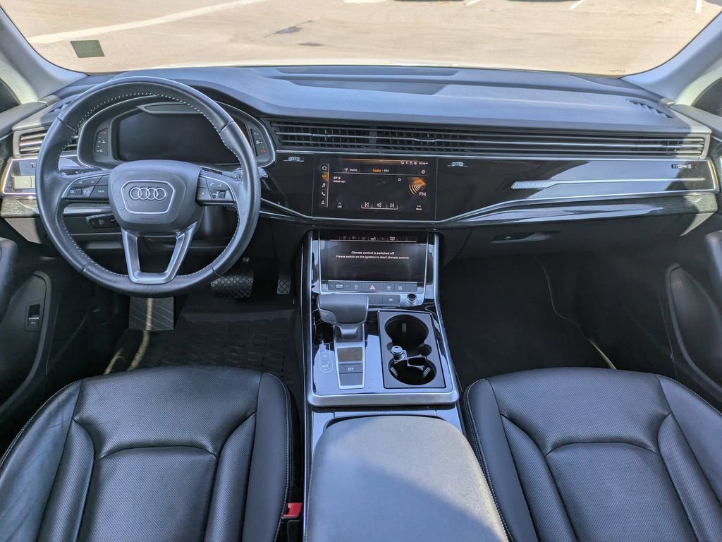 Used 2019 Audi Q8 Premium Plus w/ Premium Plus image 15