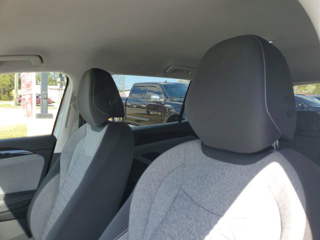 Certified 2025 Volkswagen Tiguan S image 16