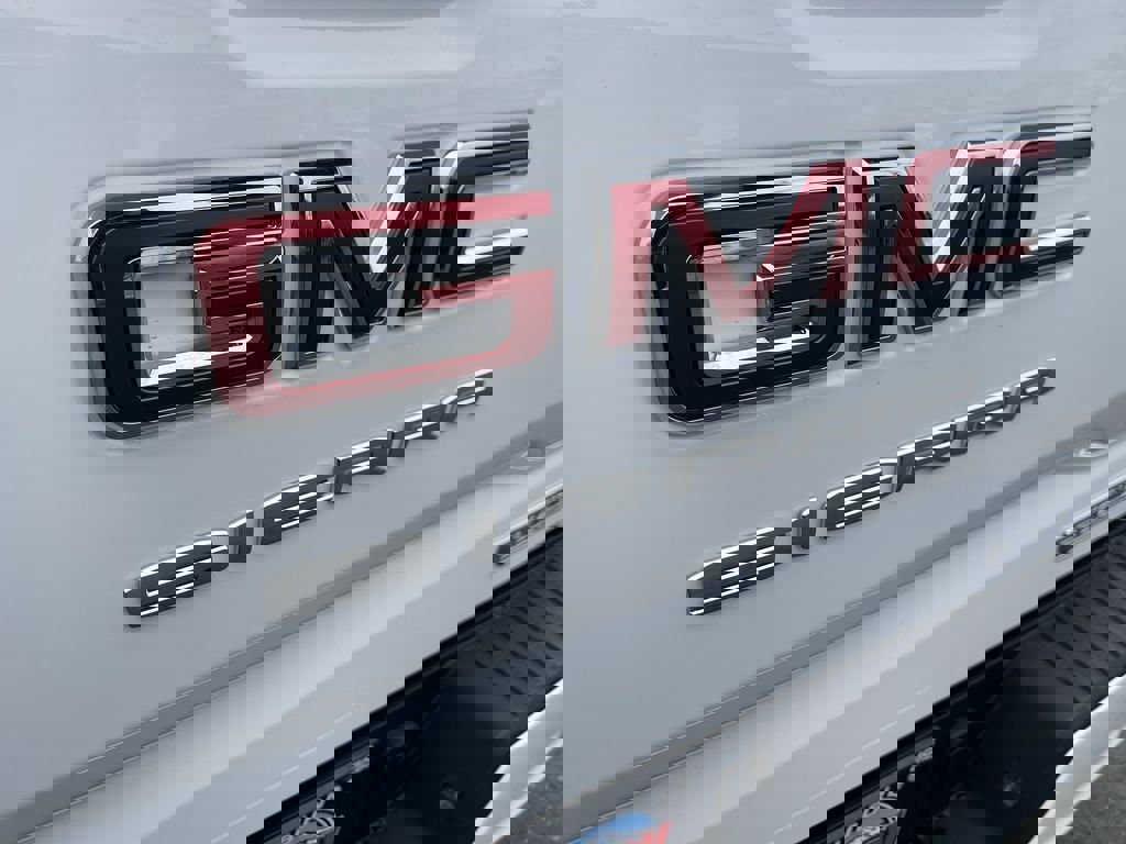 New 2026 GMC Sierra 1500 Elevation image 31