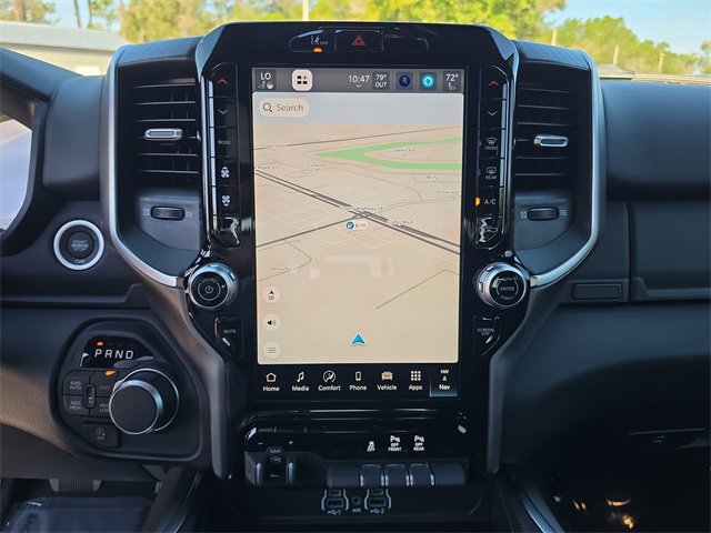 New 2026 RAM 1500 4x4 Crew Cab image 16