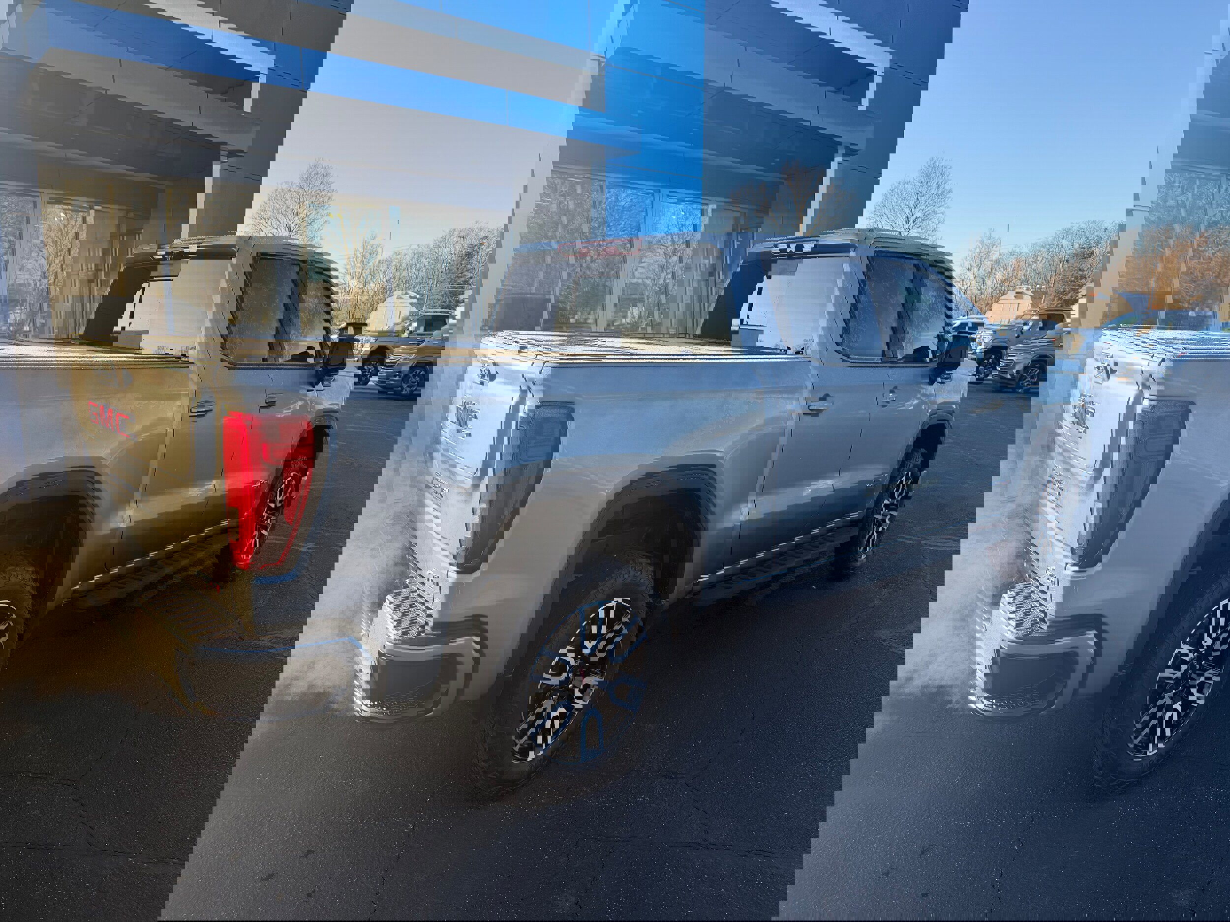 Used 2023 GMC Sierra 1500 AT4 w/ AT4 Premium Package image 2