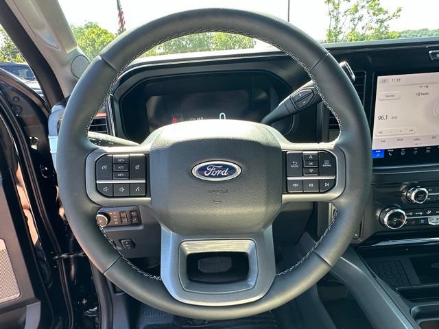 New 2026 Ford F250 Lariat w/ Black Appearance Package AWD/4WD image 8