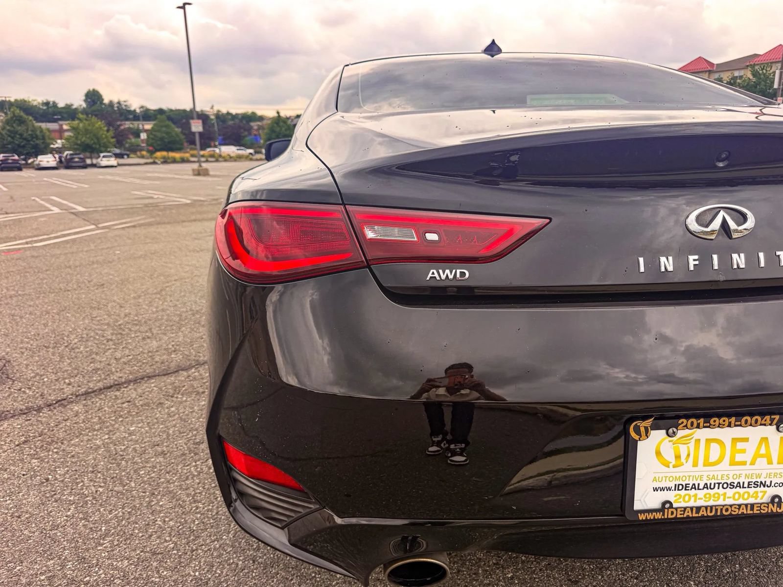 Used 2018 INFINITI Q60 3.0t Luxe AWD/4WD image 9
