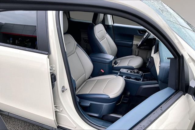 Used 2025 Ford Maverick Lariat AWD/4WD image 26