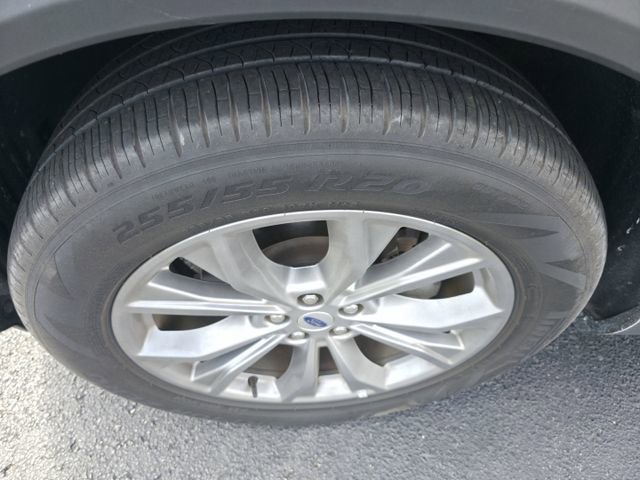 Used 2022 Ford Explorer Limited w/ Equipment Group 301A image 10