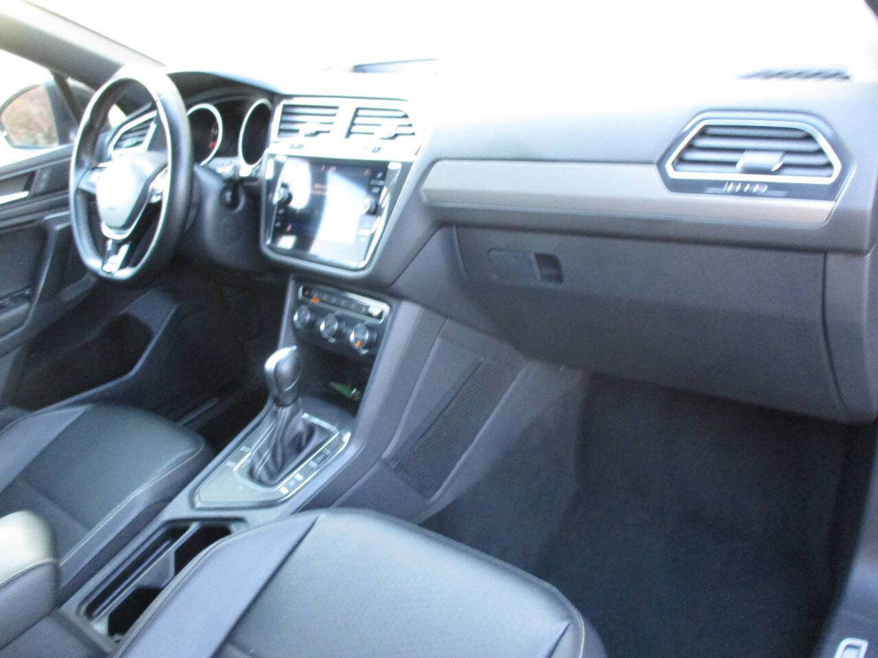 Used 2021 Volkswagen Tiguan SE R-Line FWD image 81