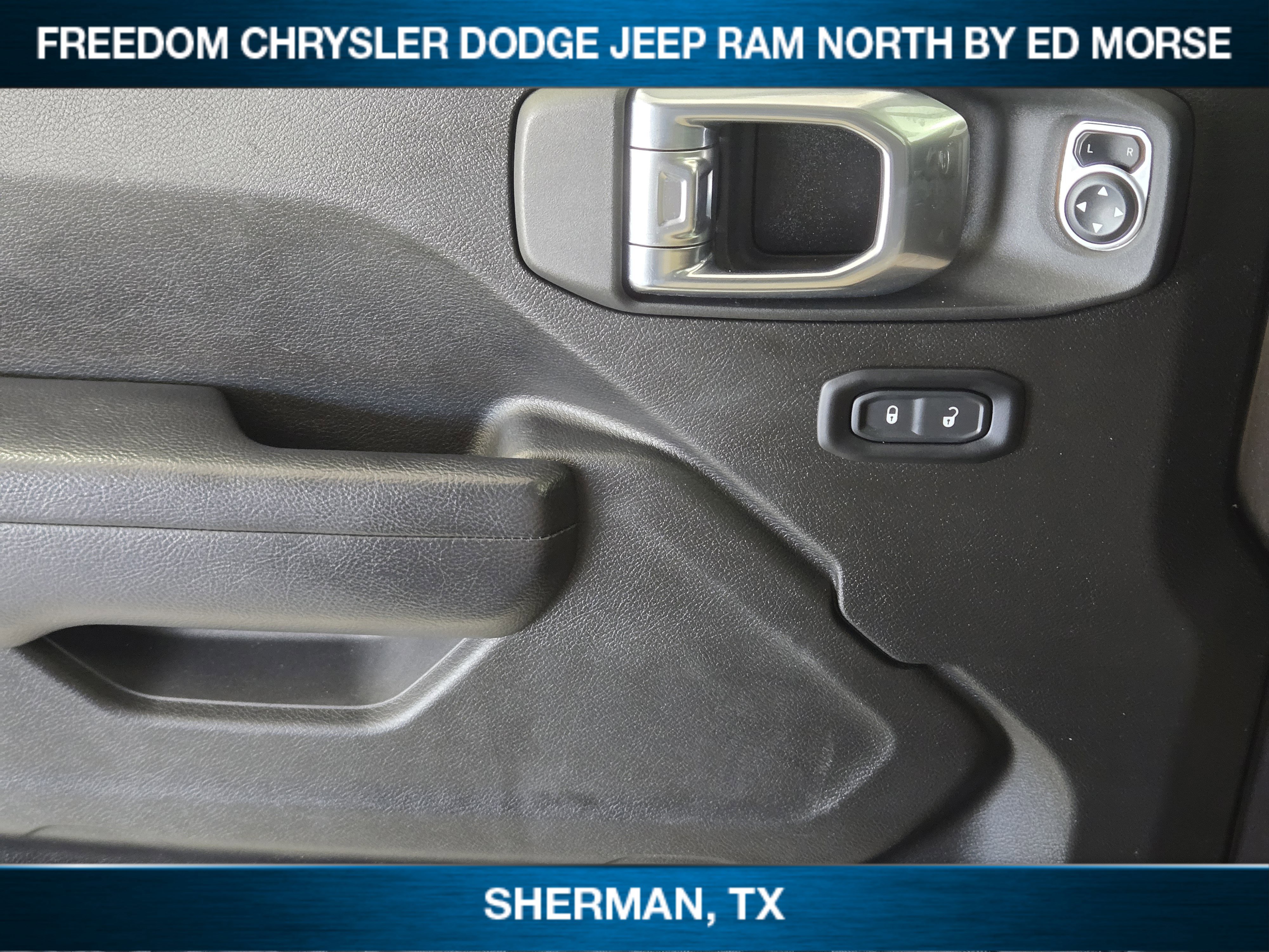 Used 2024 Jeep Gladiator Sport AWD/4WD image 17
