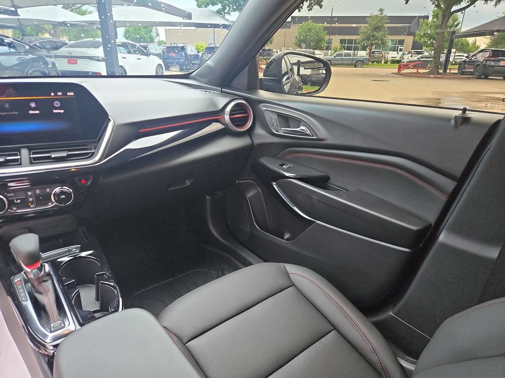 Used 2026 Chevrolet Trax RS w/ Driver Confidence Package FWD image 20
