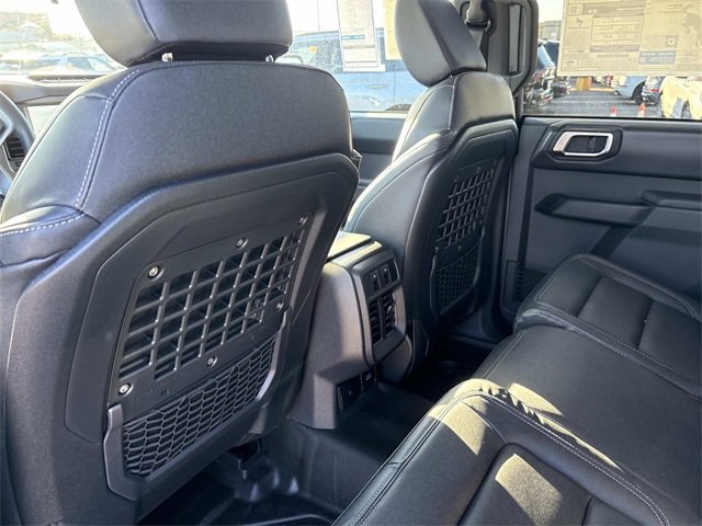New 2025 Ford Bronco Badlands image 17