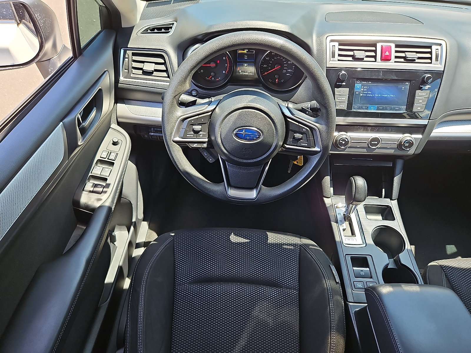 Used 2018 Subaru Outback 2.5i AWD/4WD image 11