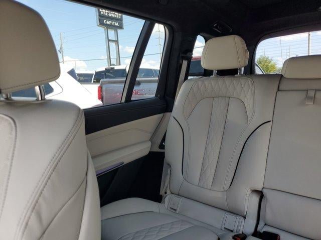 Used 2025 BMW X7 xDrive40i w/ M Sport Package AWD/4WD image 8