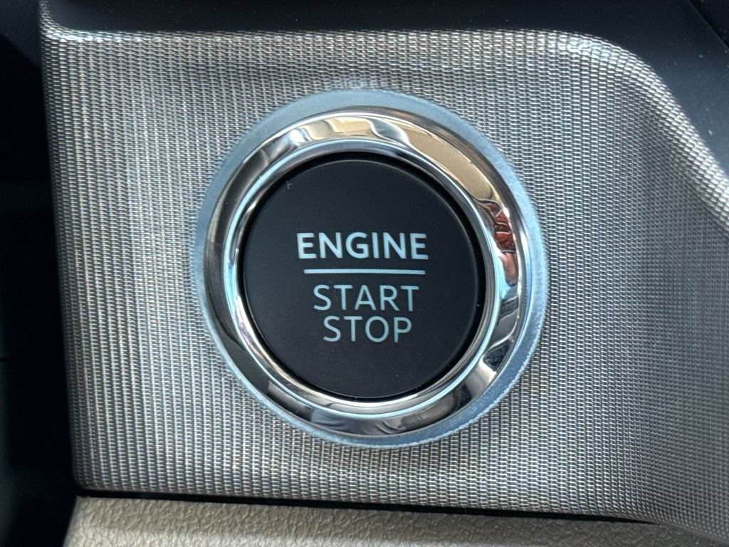 New 2026 Ford F250 Platinum AWD/4WD image 24