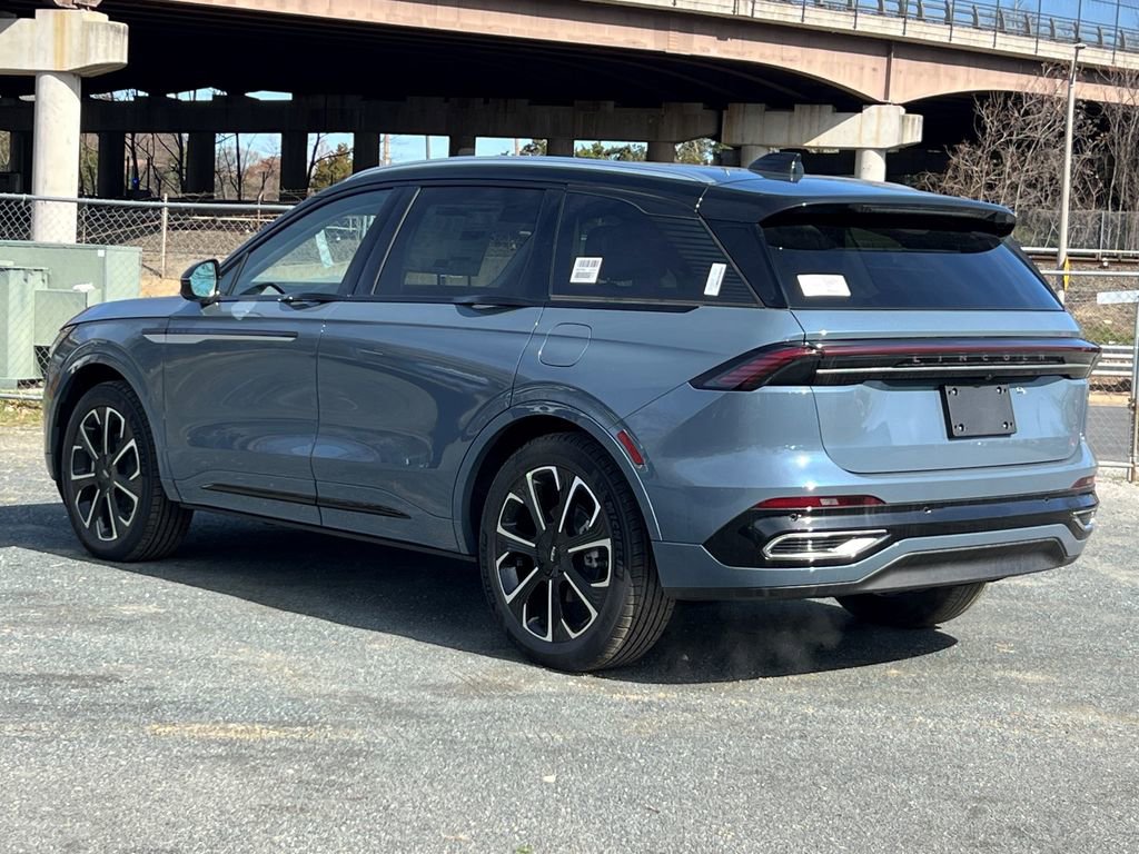 New 2026 Lincoln Nautilus Reserve AWD/4WD image 3