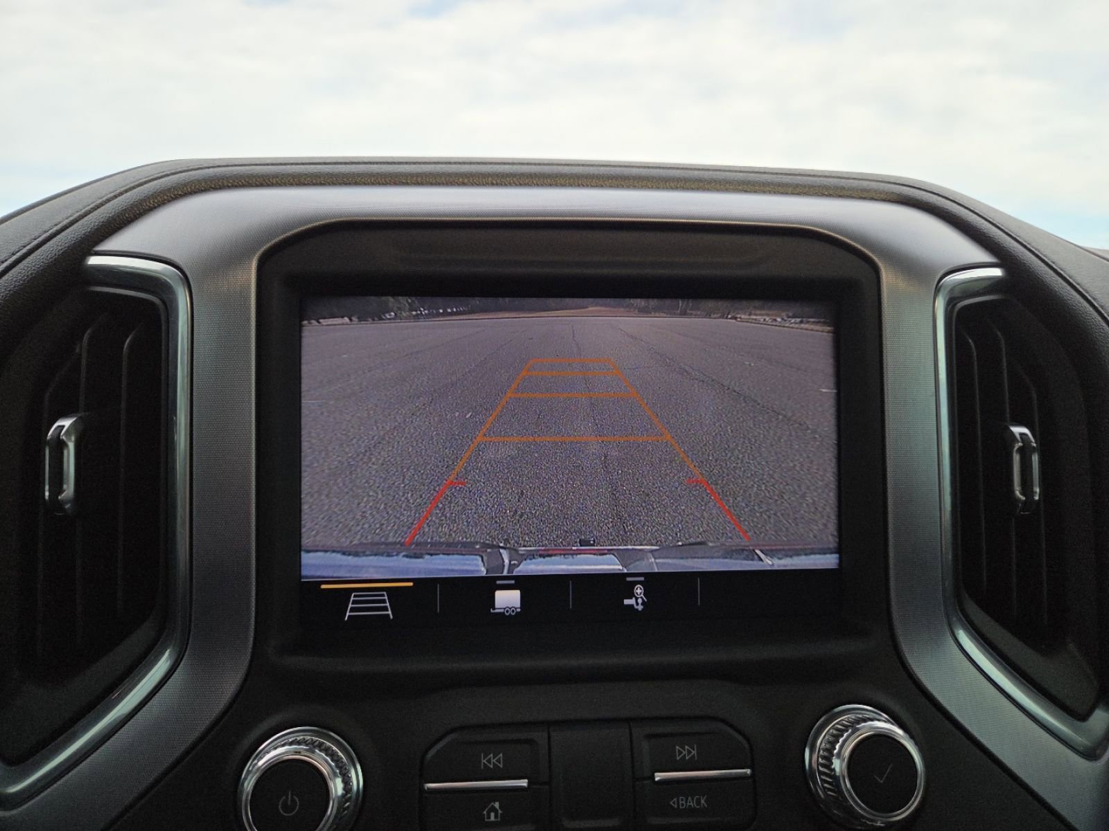 Used 2019 GMC Sierra 1500 SLT w/ SLT Premium Plus Package image 11