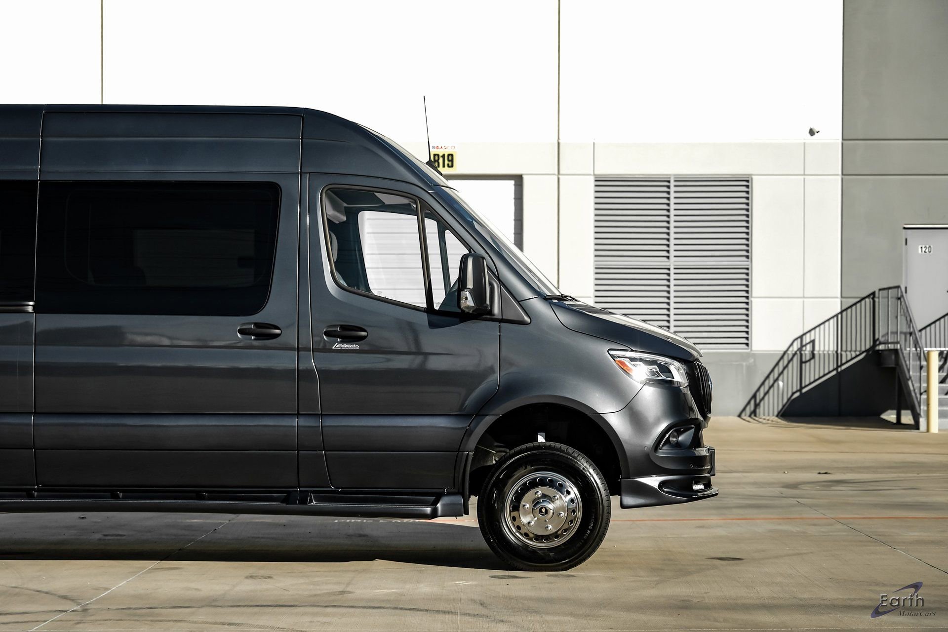 Used 2023 Mercedes-Benz Sprinter 3500 image 18