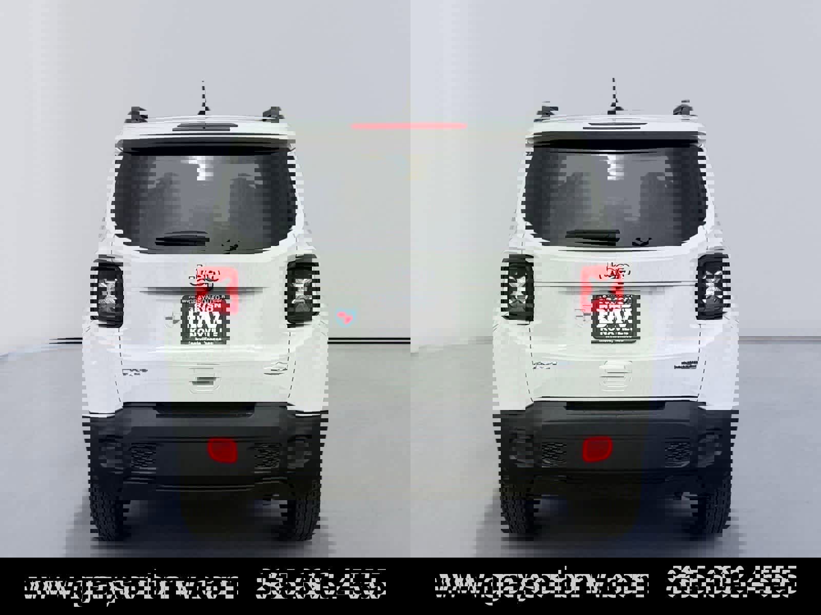 Used 2020 Jeep Renegade Latitude w/ Cold Weather Group image 4