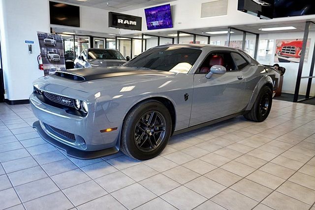 Used 2023 Dodge Challenger SRT Hellcat Redeye RWD image 5