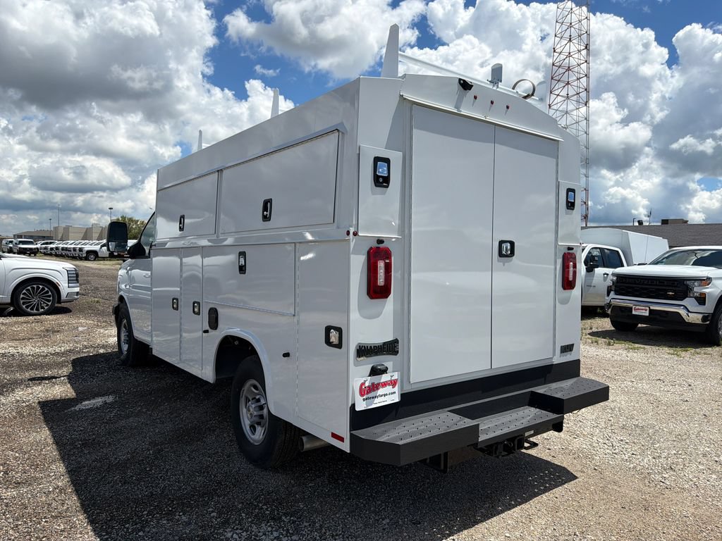 New 2025 Chevrolet Express 3500 w/ Power Convenience Package RWD image 8