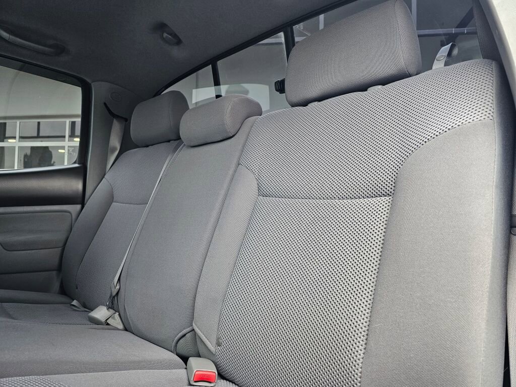 Used 2010 Toyota Tacoma 4x4 Double Cab image 18