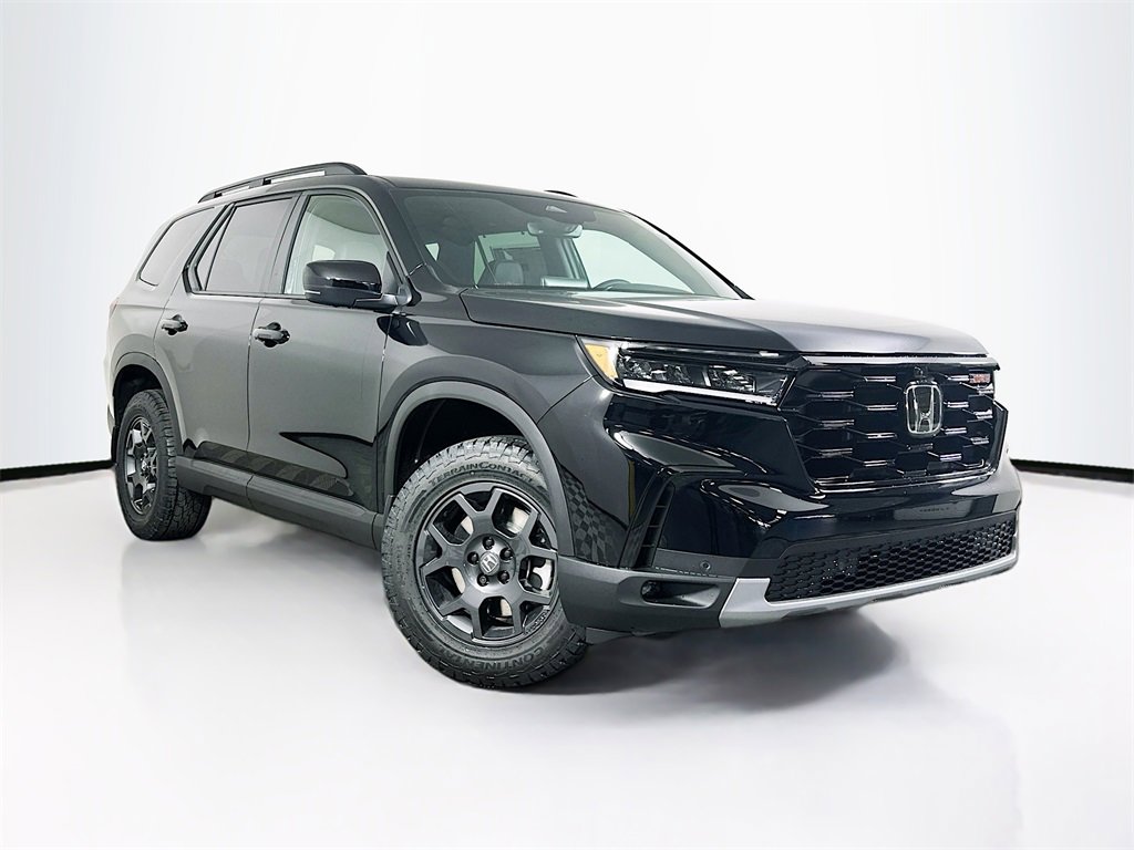 New 2025 Honda Pilot TrailSport