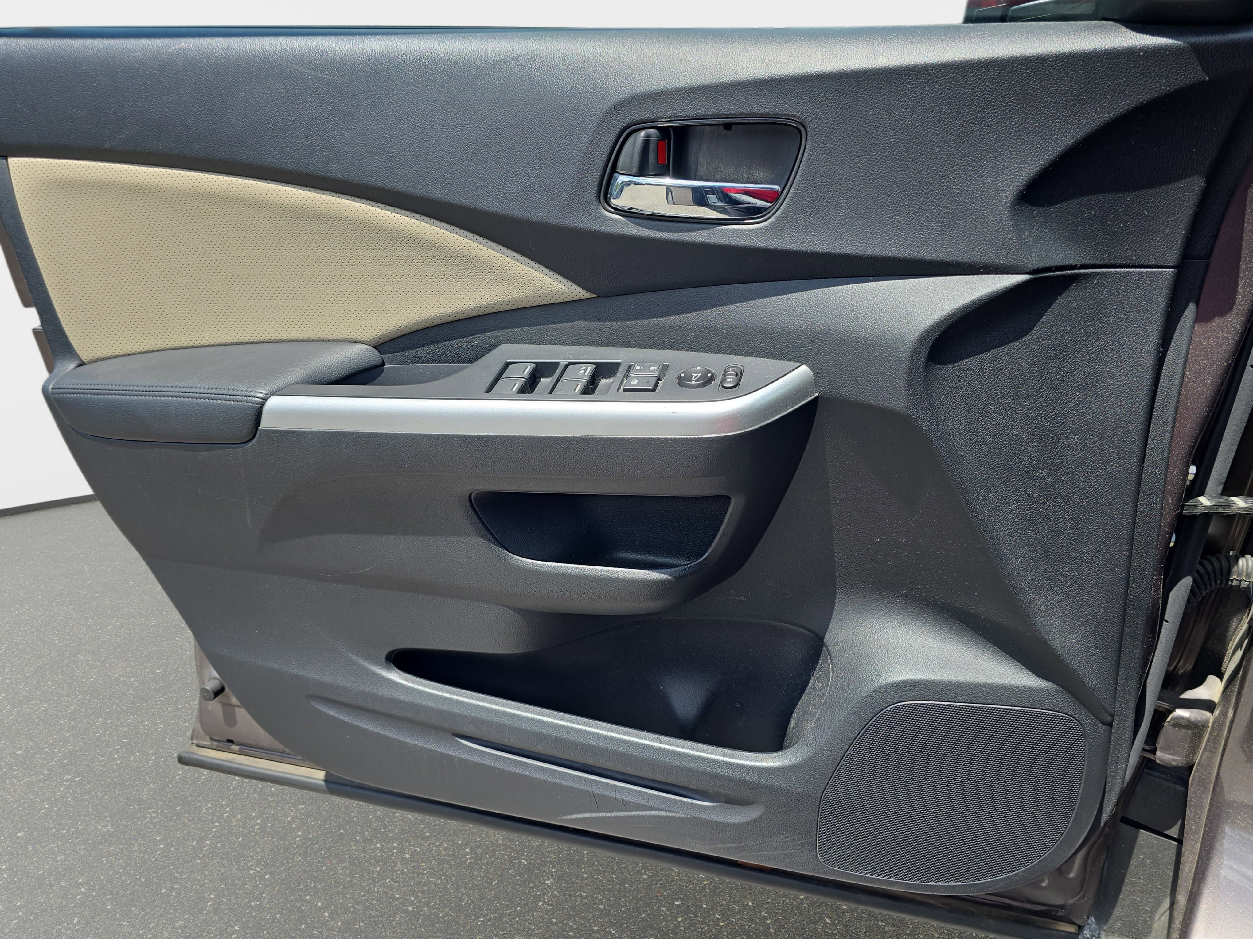 Used 2016 Honda CR-V EX-L image 24