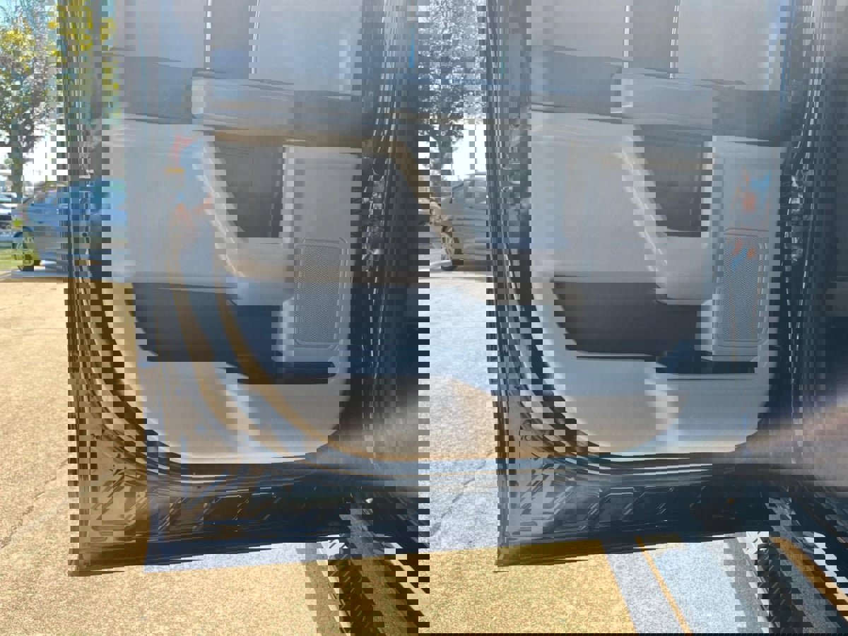 Used 2017 Ford F150 XLT w/ Trailer Tow Package image 22