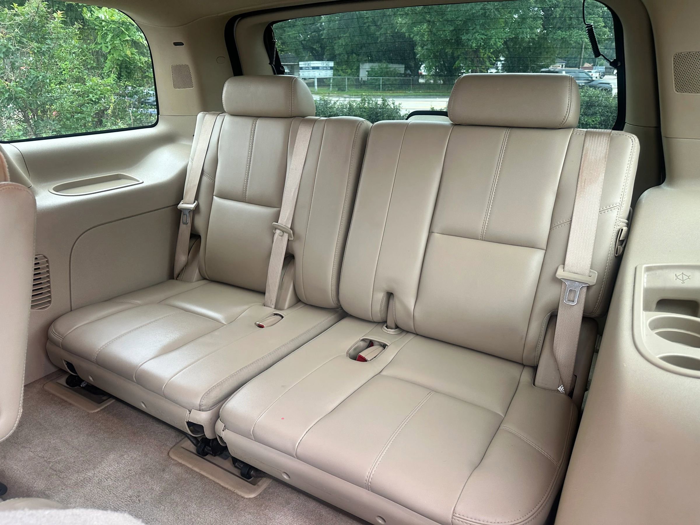 Used 2007 GMC Yukon SLT w/ SLT Preferred Equipment Group image 13