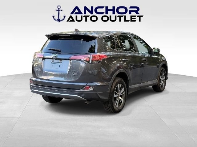 Used 2018 Toyota RAV4 XLE AWD/4WD image 8
