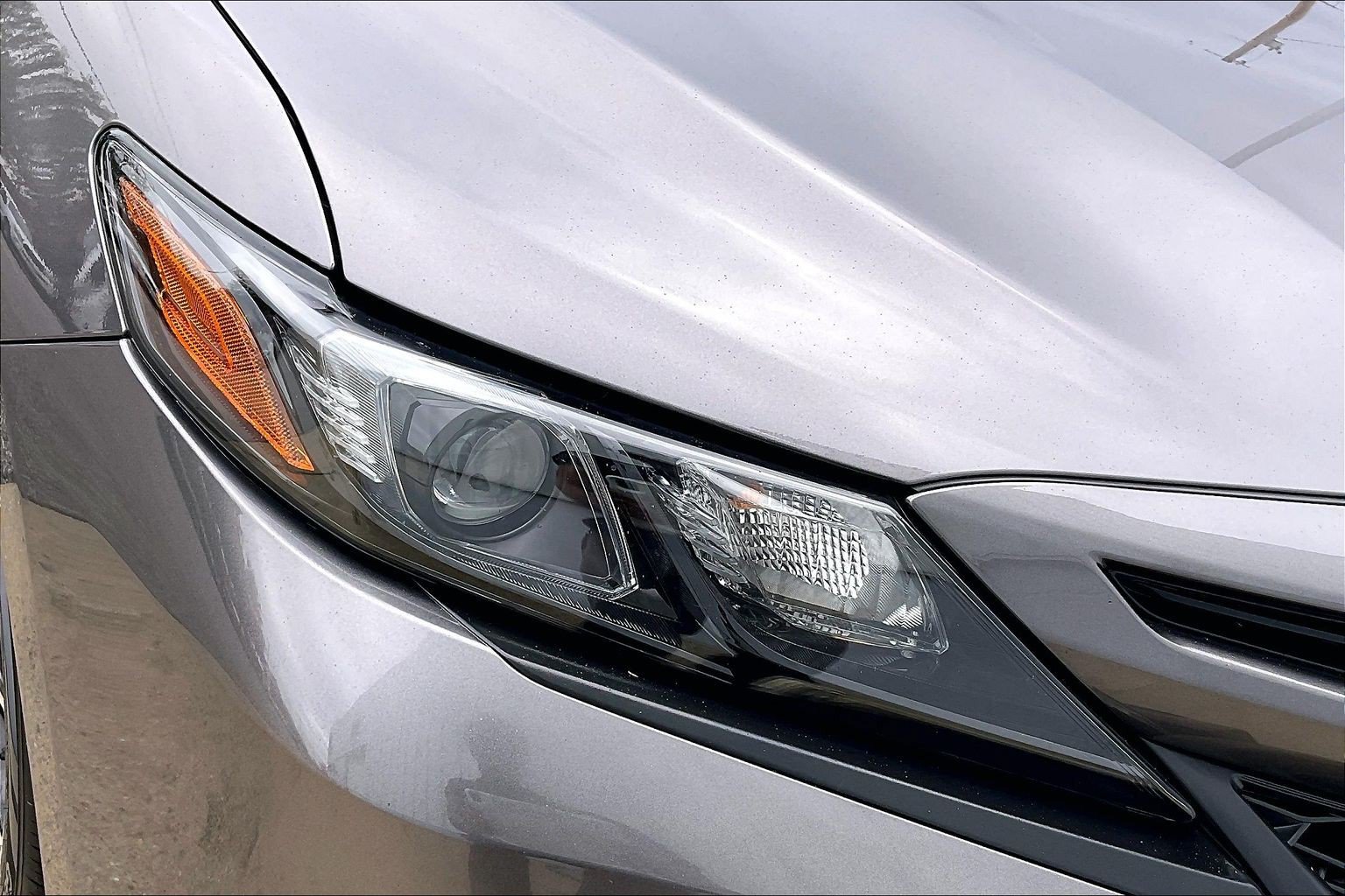 Used 2022 Toyota Camry SE FWD image 32