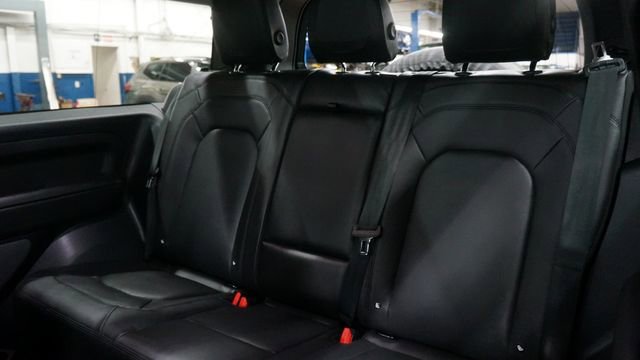 Used 2023 Land Rover Defender 90 S image 30