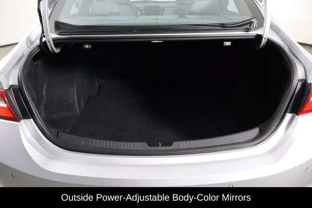 Used 2022 Chevrolet Malibu LS w/ Driver Confidence Package II FWD image 10